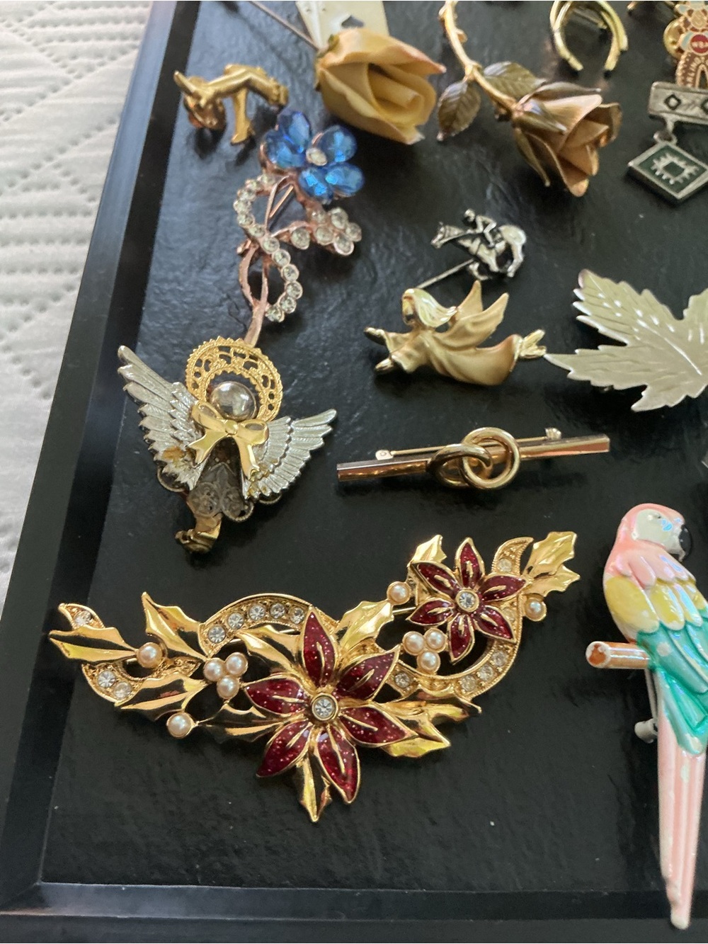 20-Piece Vintage Brooch Set RESELLERS CRAFTERS JEWELRY LOVERS - Picture 2 of 9